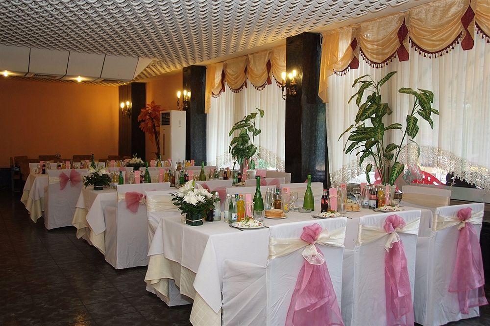 Elbrus Hotel Pazargic Exterior foto