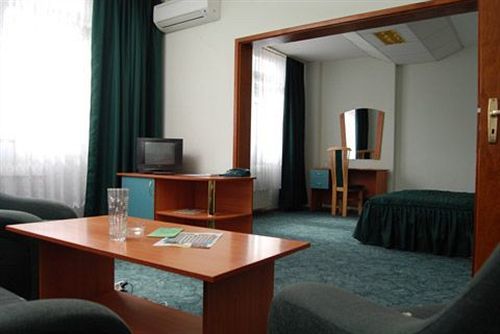 Elbrus Hotel Pazargic Exterior foto